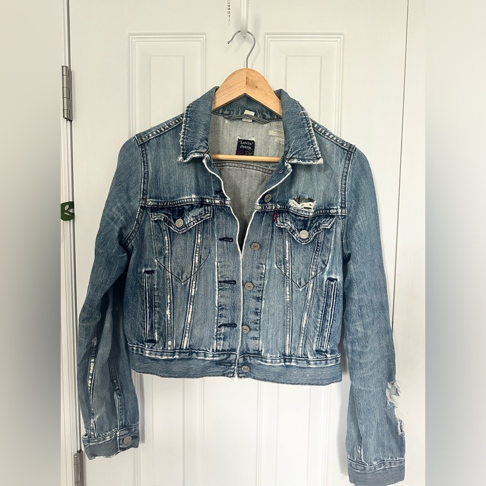 Distressed Levi’s Jean Jacket